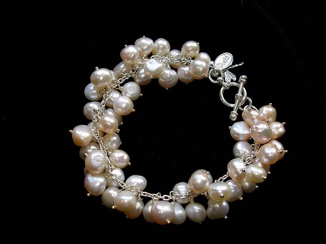 White Pearl Eleni Bracelet
